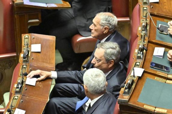 Le Foto Dei Funerali Di Giorgio Napolitano A Montecitorio Corriere It