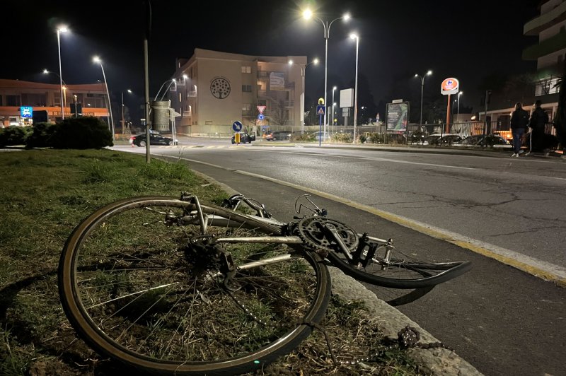 Albano Ciclista Di 52 Anni Travolto E Ucciso Da Un Auto Corriere It