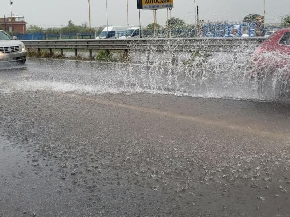 Maltempo A Roma Allerta Gialla Per Temporali E Vento Forte Turisti