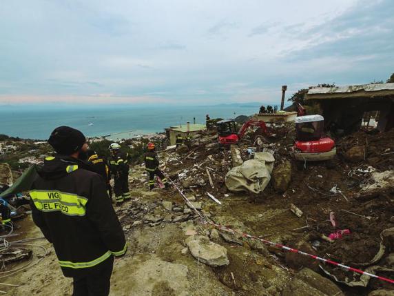 Ischia Ecco Il Piano Tra Sisma E Frana Circa Immobili Da