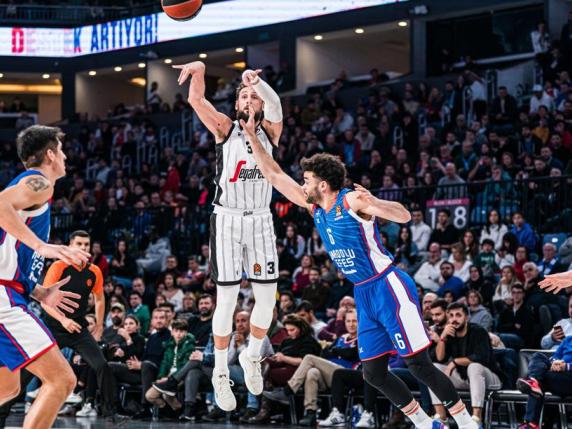 Eurolega Anadolu Efes Virtus Bologna 99 75 La Segafredo Sprofonda A