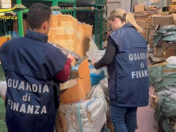 Prato Sequestrati Mila Integratori Alimentari E Prodotti Non Sicuri