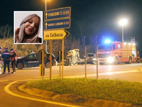 Treviso Frontale Tra Due Auto Morta Ragazza Di 19 Anni Quattro