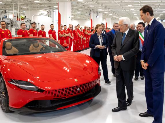 Ferrari Inaugura Con Mattarella E Building La Fabbrica Di Tutti I