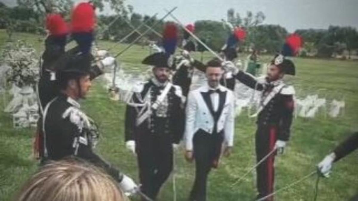 Il Carabiniere E Le Nozze Gay In Alta Uniforme Il Sindacato Difende