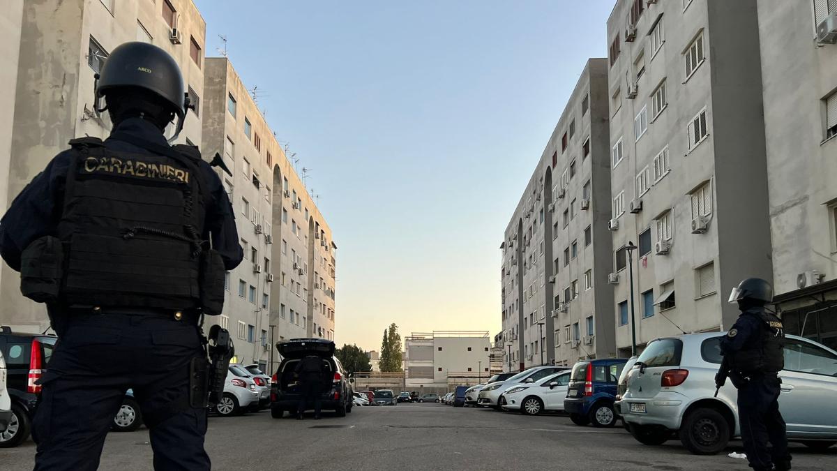 Camorra Blitz A Napoli Est Contro Cartello Di 4 Clan 31 Misure