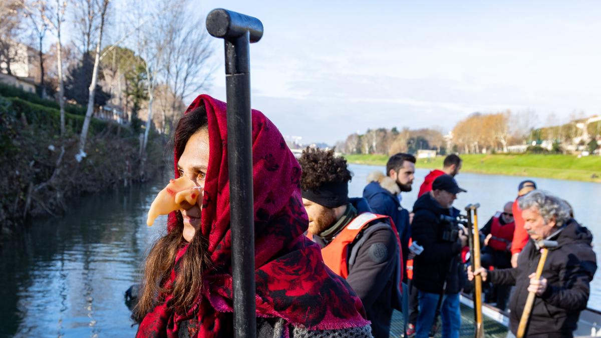 Epifania a Firenze e in Toscana sulla Dragon Boat ai Canottieri o giù