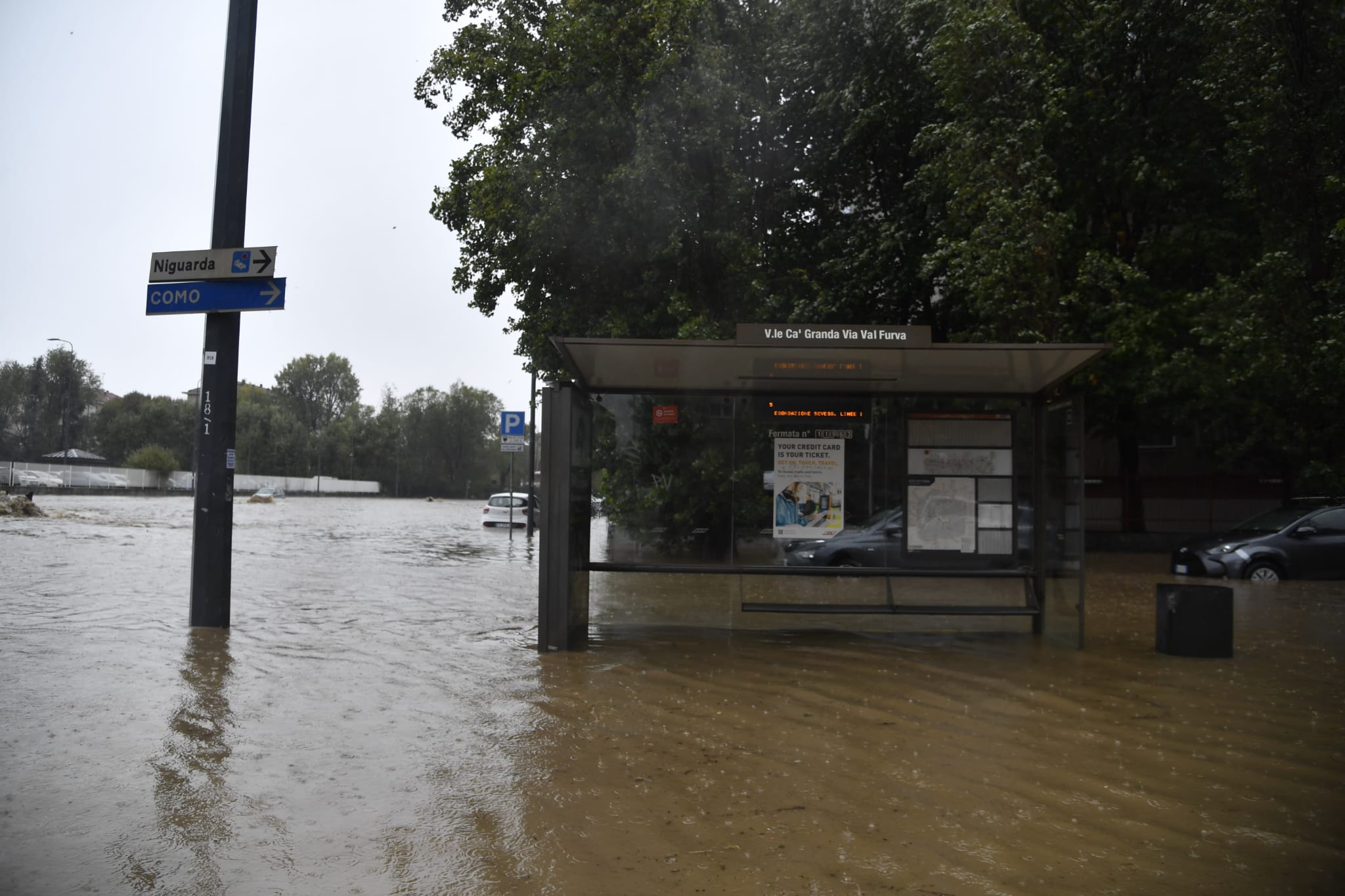 Milano le immagini della città allagata in Zona Niguarda Corriere it