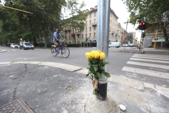 Incidente In Piazzale Lodi, Schianto Tra Due Auto: Pedone Investito ...