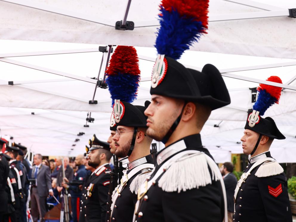 Presentato alla Caserma Trotti di Mantova il CALENDARIO DELL'ARMA