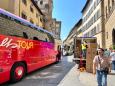 Firenze e il caos del traffico nel centro Unesco (colabrodo): il pullman, il bus e il carico-scarico 