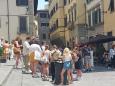 Firenze, c'era una volta l'Oltrarno: una giornata nel quartiere che prova a resistere alla «turistificazione»