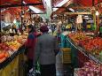 Ode ai mercati di Torino, contro il consumismo noncurante