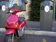Bergamo, licenziato per avere ricaricato il motorino elettrico in azienda: «Il danno? 25 centesimi»