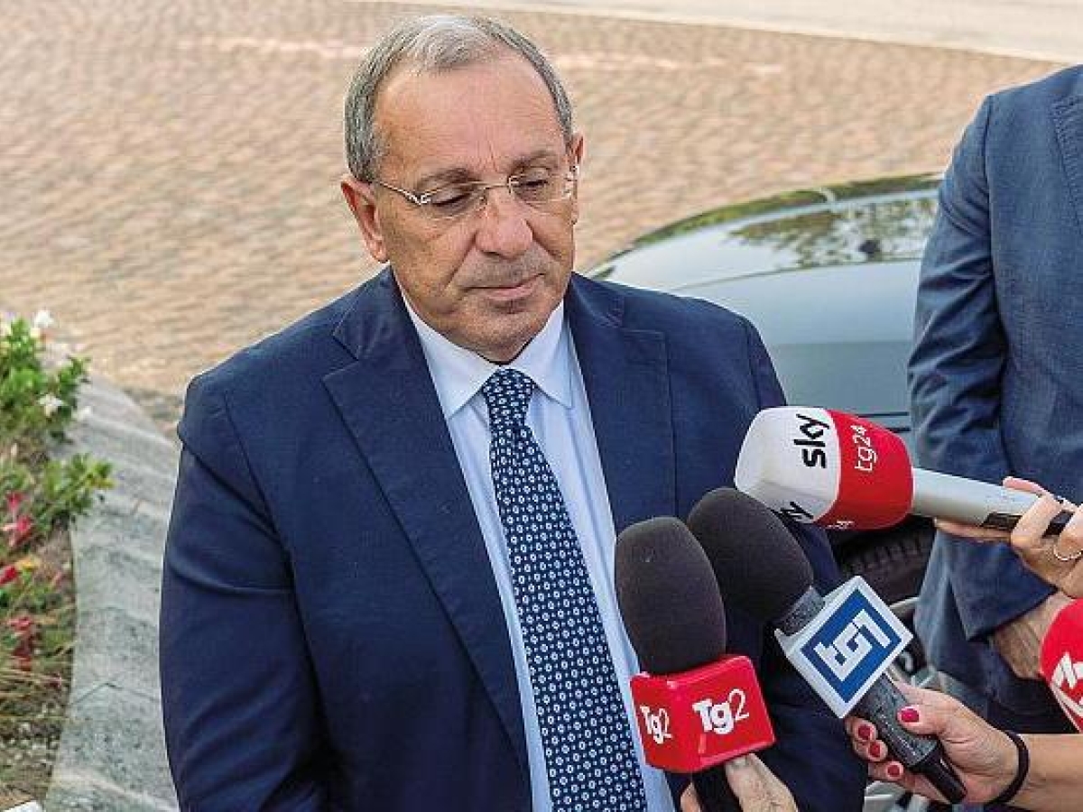 Napoli, il prefetto: «La violenza dei ragazzini aumenta, serve sicurezza. Abbiamo rafforzato la vigilanza»