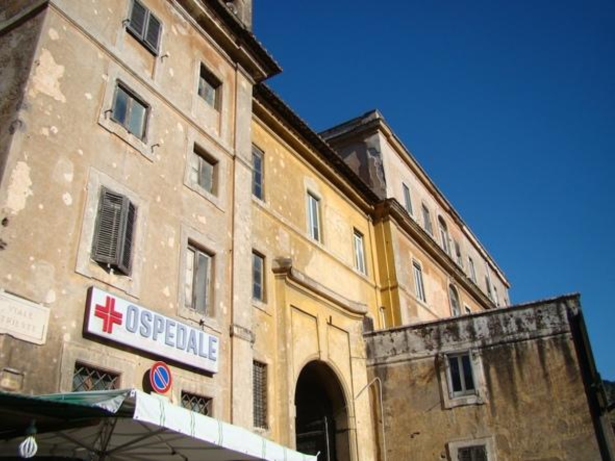 Bambina di due anni muore dopo un malore all'asilo a Tivoli. L'allarme dato dal primario dell'ospedale