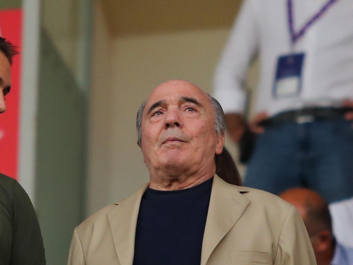 Fiorentina, lettera dei tifosi al patron Commisso: «Serve un segnale: rilanci o venda»