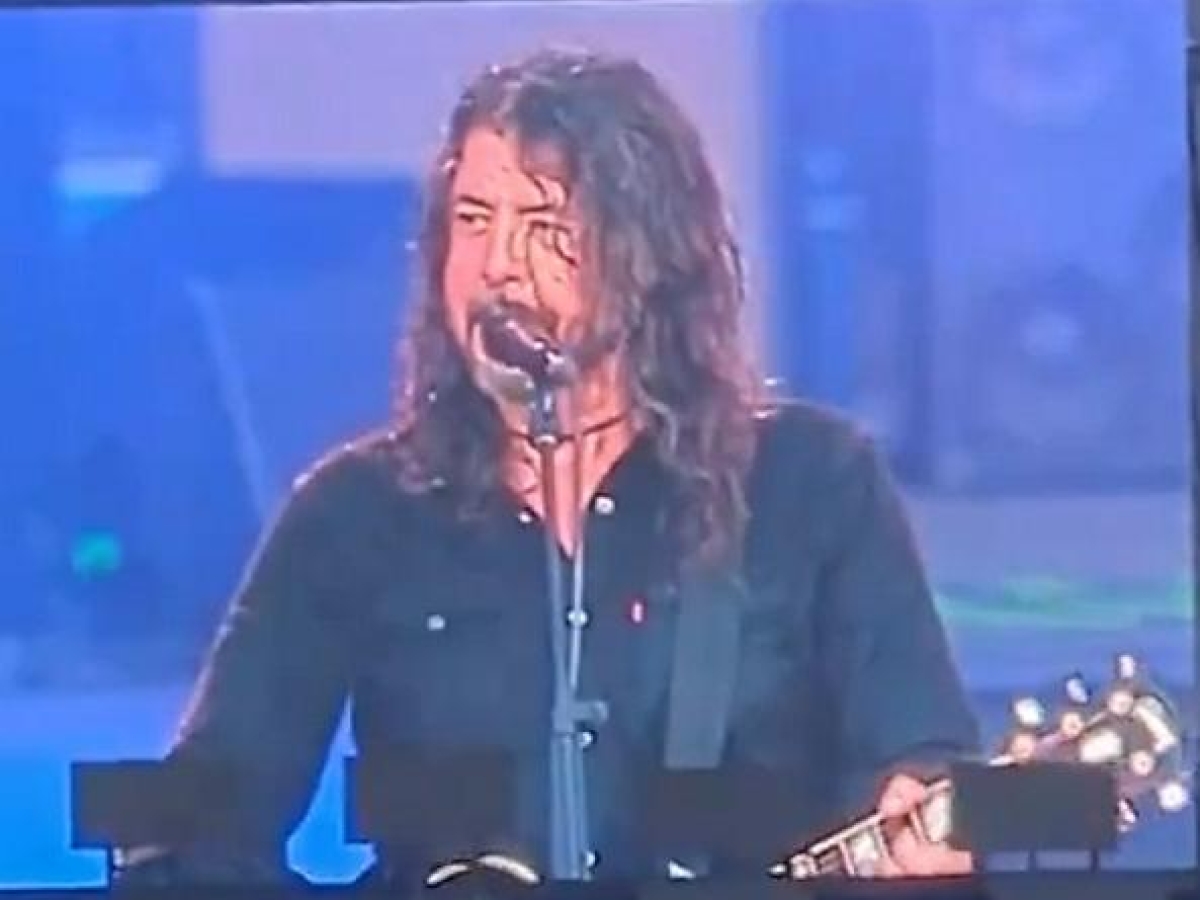 Foo Fighters, è uscito a sorpresa il nuovo brano «Today's Song»