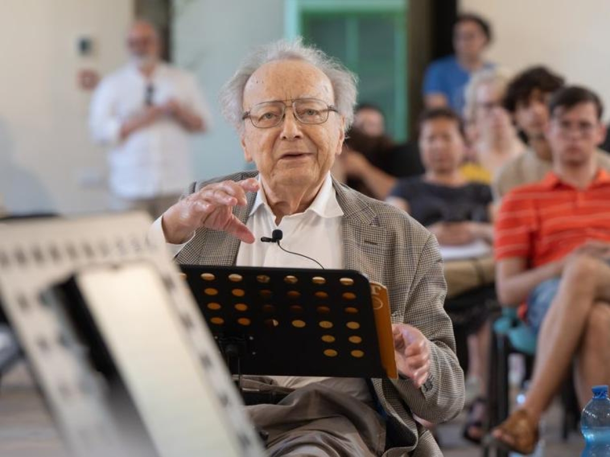 È morto Alfred Brendel, leggendario pianista austriaco. Aveva 94 anni