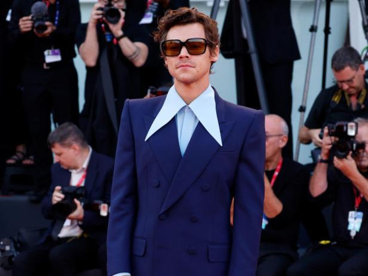 Harry Styles, il 6 marzo esce il nuovo album «Kiss All The Time. Disco, Occasionally»