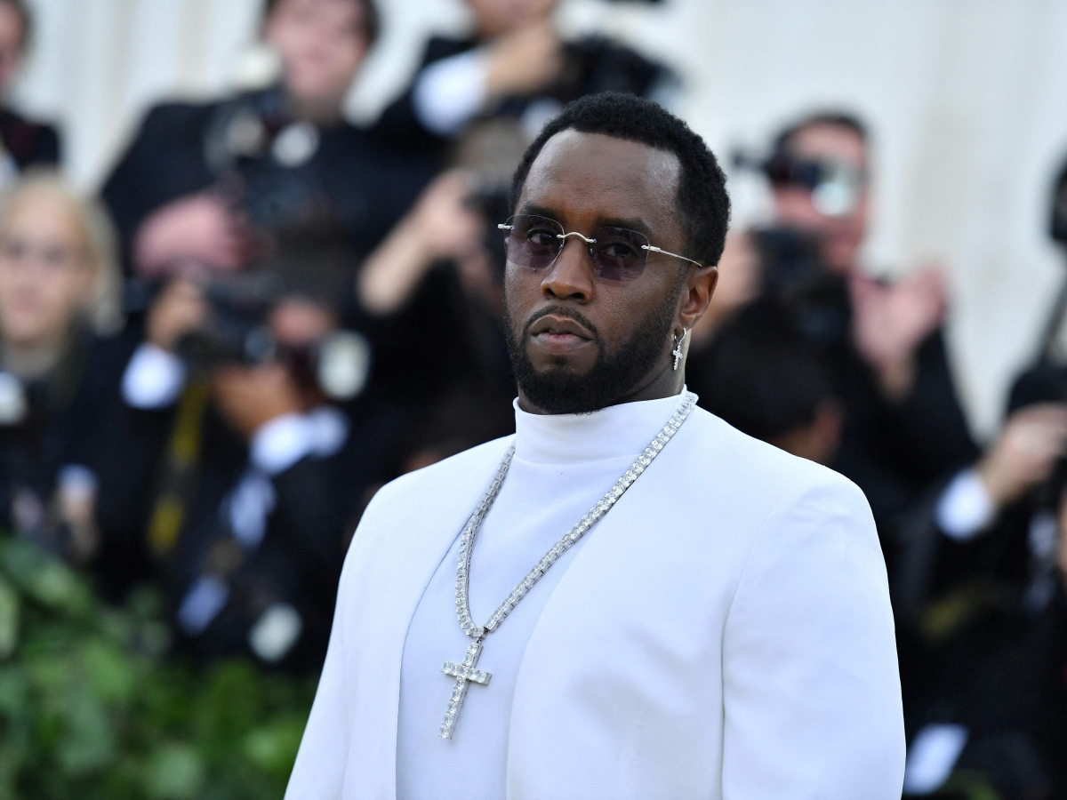 Chi è e cosa ha fatto P. Diddy, il rapper-imprenditore dello scandalo tra successi planetari, faide sanguinose, risse e sparatorie
