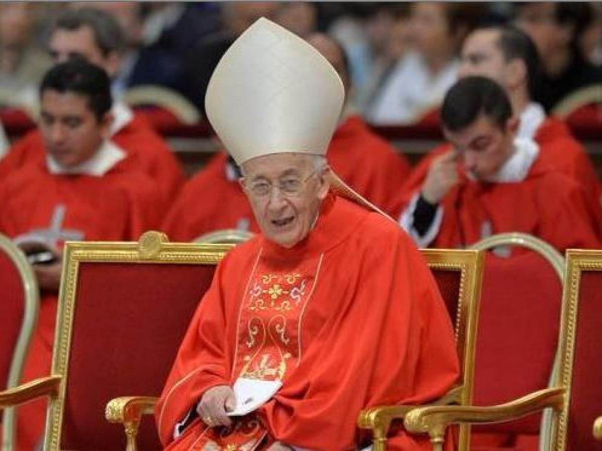 il cardinale camillo ruini ricoverato per un blocco renale ha 94 anni l anno scorso ha avuto un infarto