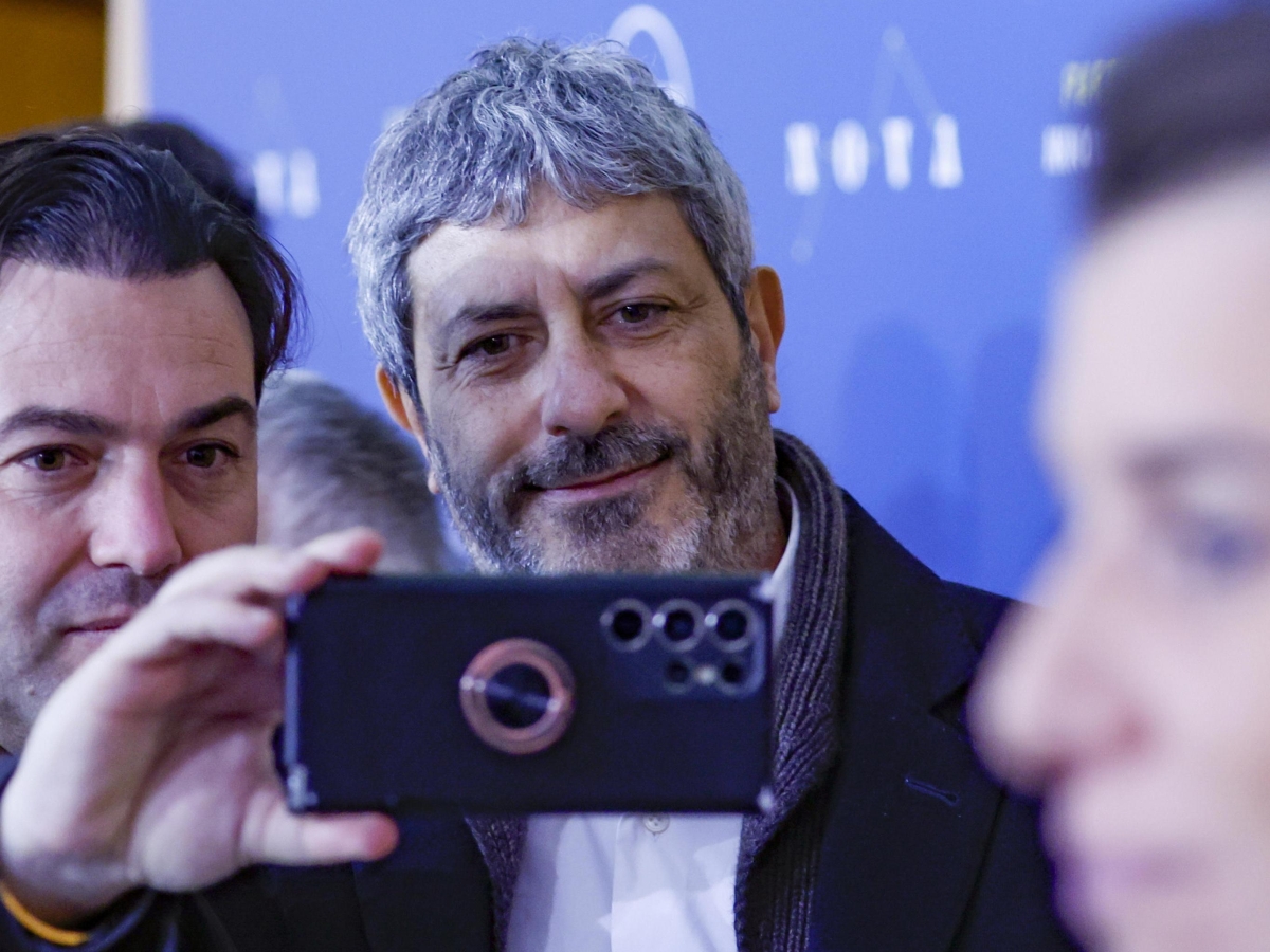 Roberto Fico, il grillino ortodosso (e di sinistra) che voleva fare il sindaco: la passione per Lucio Dalla e per il Napoli. Ecco chi è il successore di De Luca in Campania