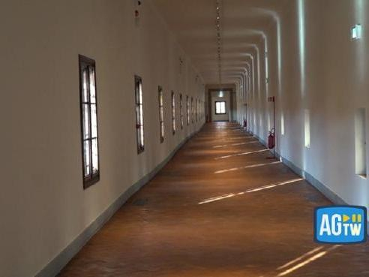 Firenze, il Corridoio Vasariano apre anche di notte (e senza l'obbligo del biglietto per gli Uffizi)