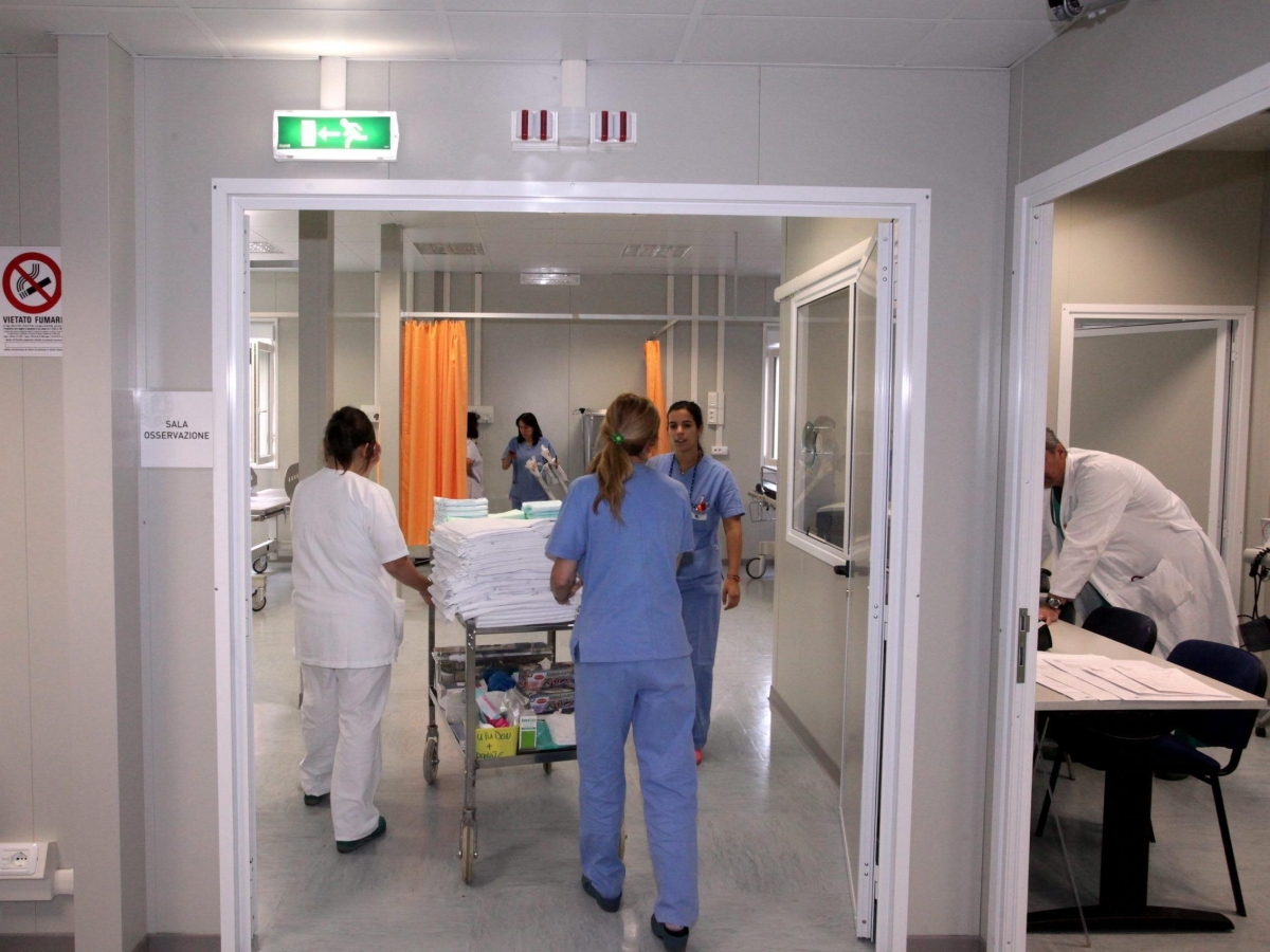 Difficoltà e lunghe attese dei Pronto Soccorso, dall'aumento dei geriatri in ospedale all'utilizzo dell'Intelligenza artificiale