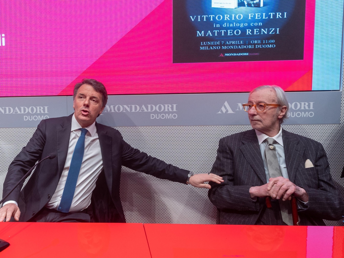 Milano, frecciate (e assist) del duo Matteo Renzi- Vittorio Feltri: dal referendum 2016 ai ministri di Meloni