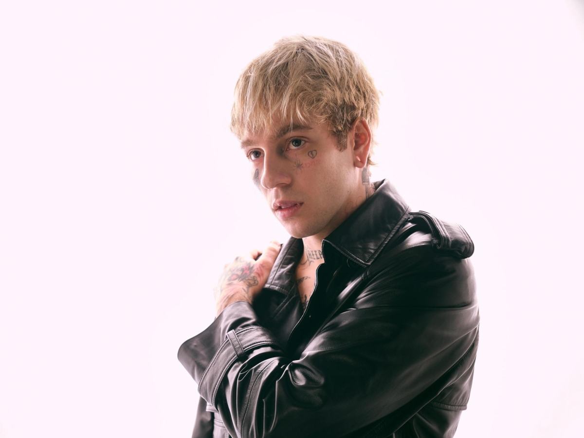 Chiello: «Canto il dolore vero, senza filtri, quello che ho provato sulla mia pelle»