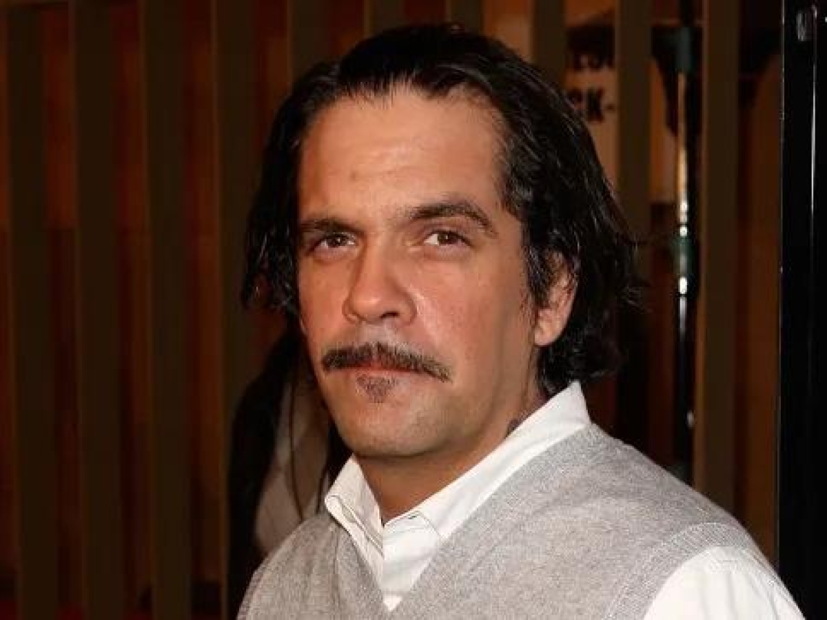 Morto a 54 anni Nicky Katt, star di «Boston Public» e attore preferito di Linklater e Nolan: è stato trovato impiccato