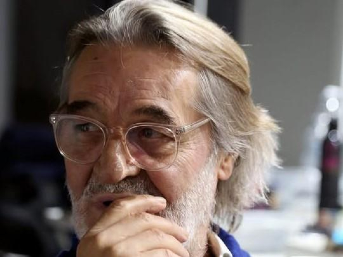 Addio a Ferdinando Voluttoso, l'hair stylist di Chiaia che coccolava spose e vip: partito da San Giovanni a Teduccio, le prime forbici a 10 anni