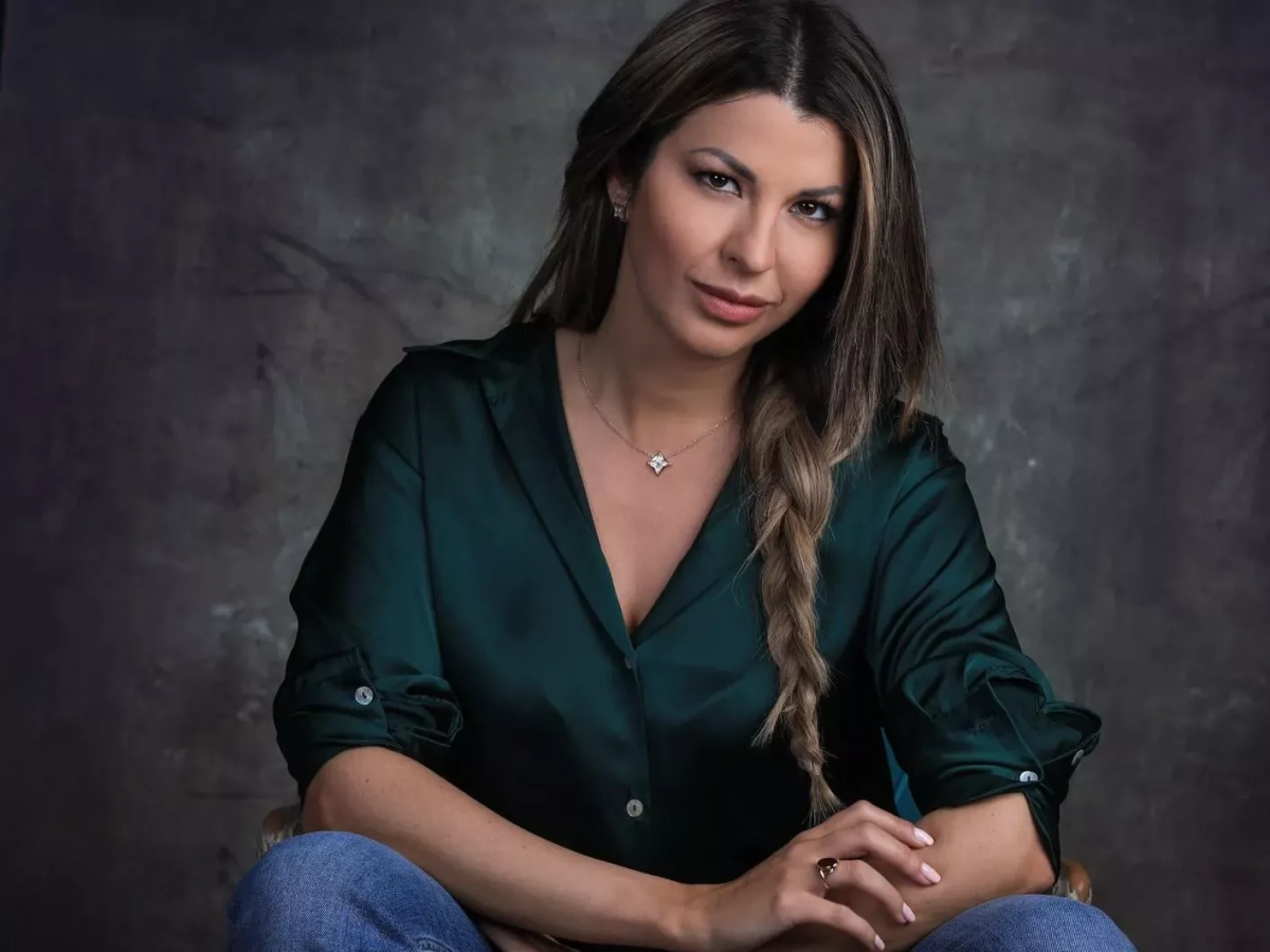 Claudia Conte svela alle scuole «La voce di Iside»