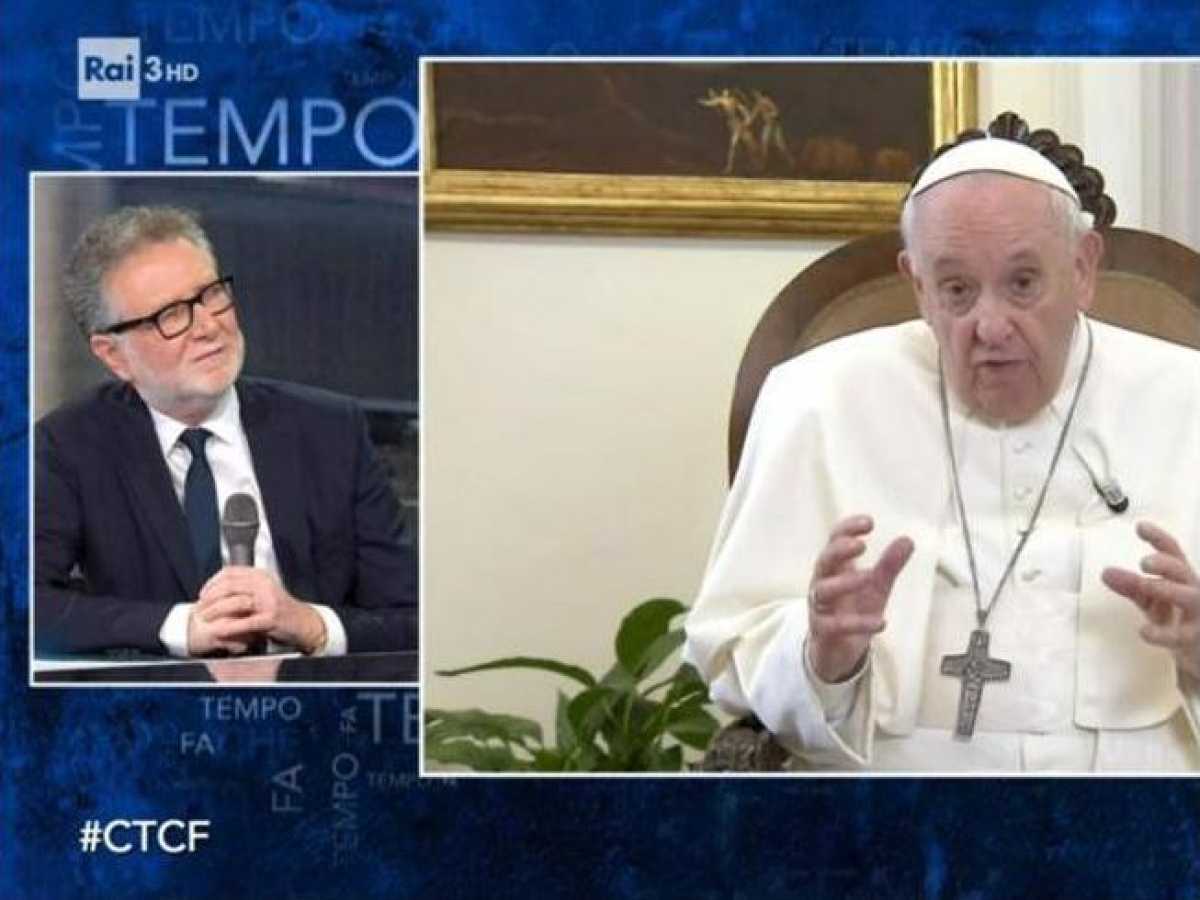 La tv esaltava il suo animo popolare: non dimenticheremo mai Papa Francesco solo a San Pietro ai tempi del Covid