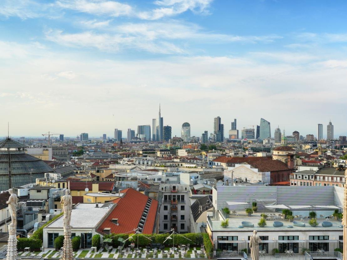 Case a Milano, il mutuo torna più conveniente dell'affitto: per un bilocale si risparmiano in media 300 euro al mese
