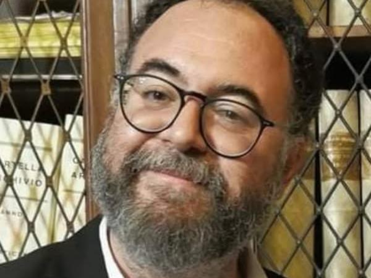 Bari, morto Vincenzo Cramarossa: il comunicatore politico stroncato da un malore a 47 anni. Lutto nella sinistra pugliese