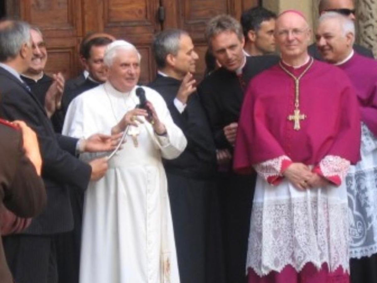 Mons. Georg e papa Leone: «Finita la stagione dell’arbitrarietà. Il passato confuso va superato» Mons. Georg e papa Leone: «Finita la stagione dell’arbitrarietà. Il passato confuso va superato»