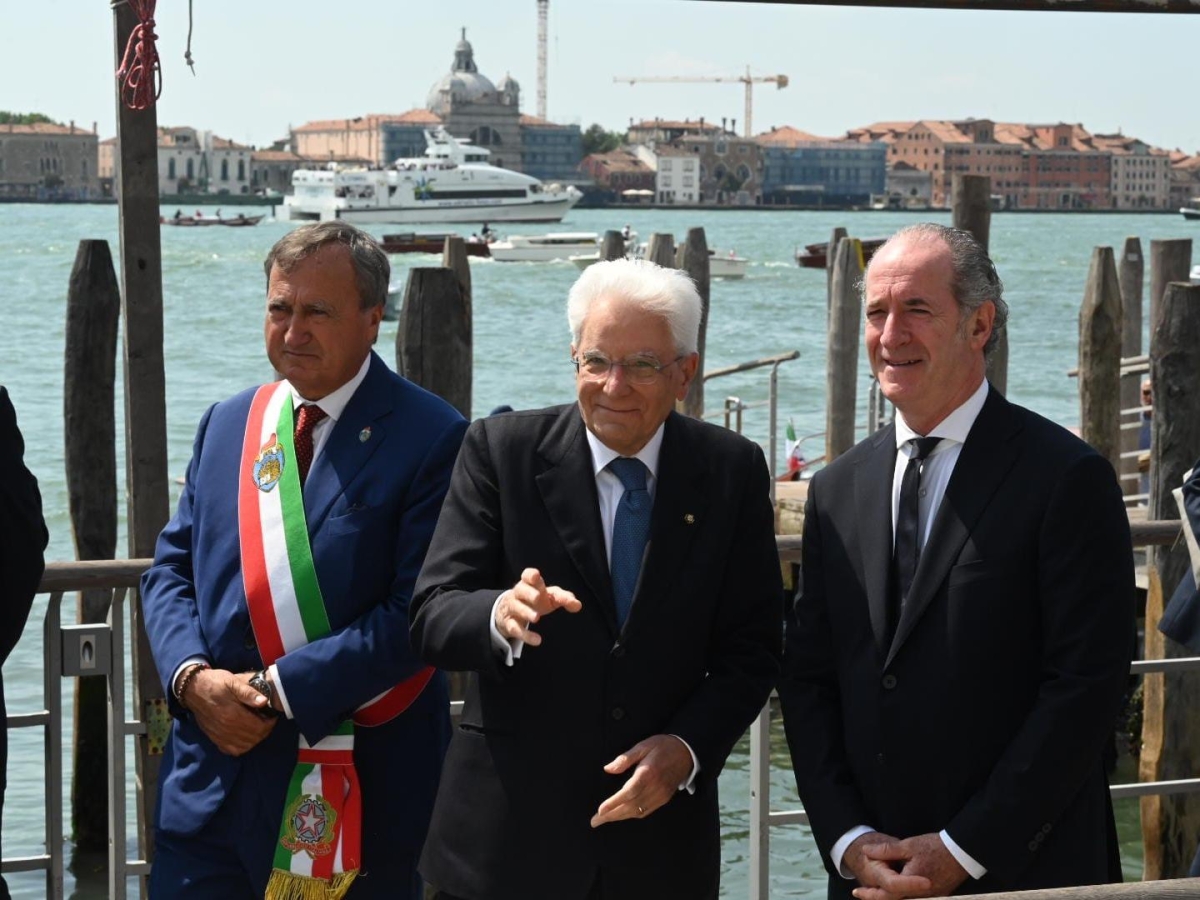 Mattarella a Venezia: «Senza la leale collaborazione Stato-Regioni non si tutelano gli interessi collettivi»