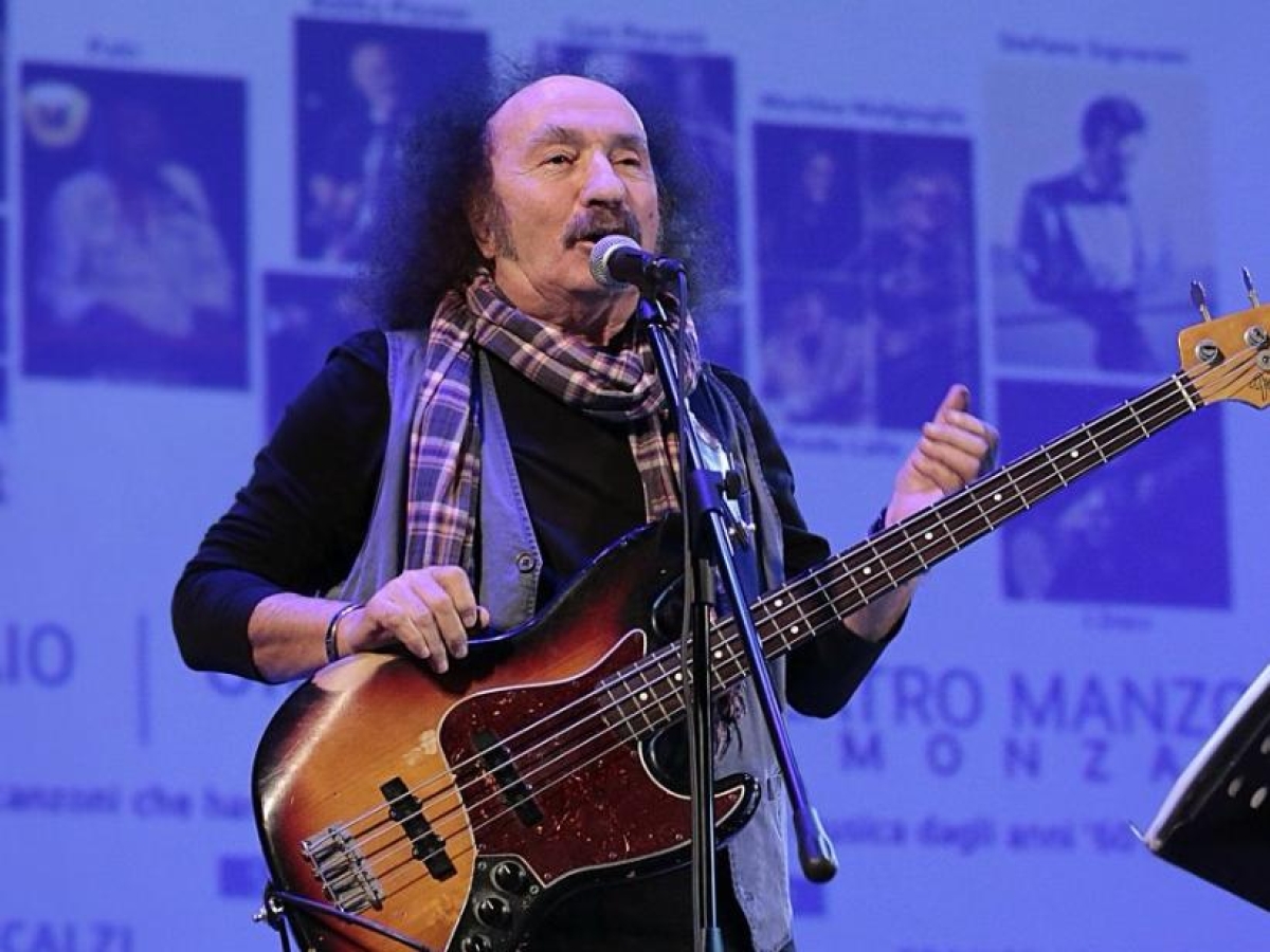 Livio Macchia, il leader dei Camaleonti è morto a 83 anni | Corriere.it