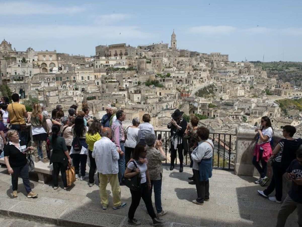 La sfida elettorale di Matera, corsa a cinque nella ex capitale della cultura che sogna il rilancio. Alle 19 affluenza al 36,26%