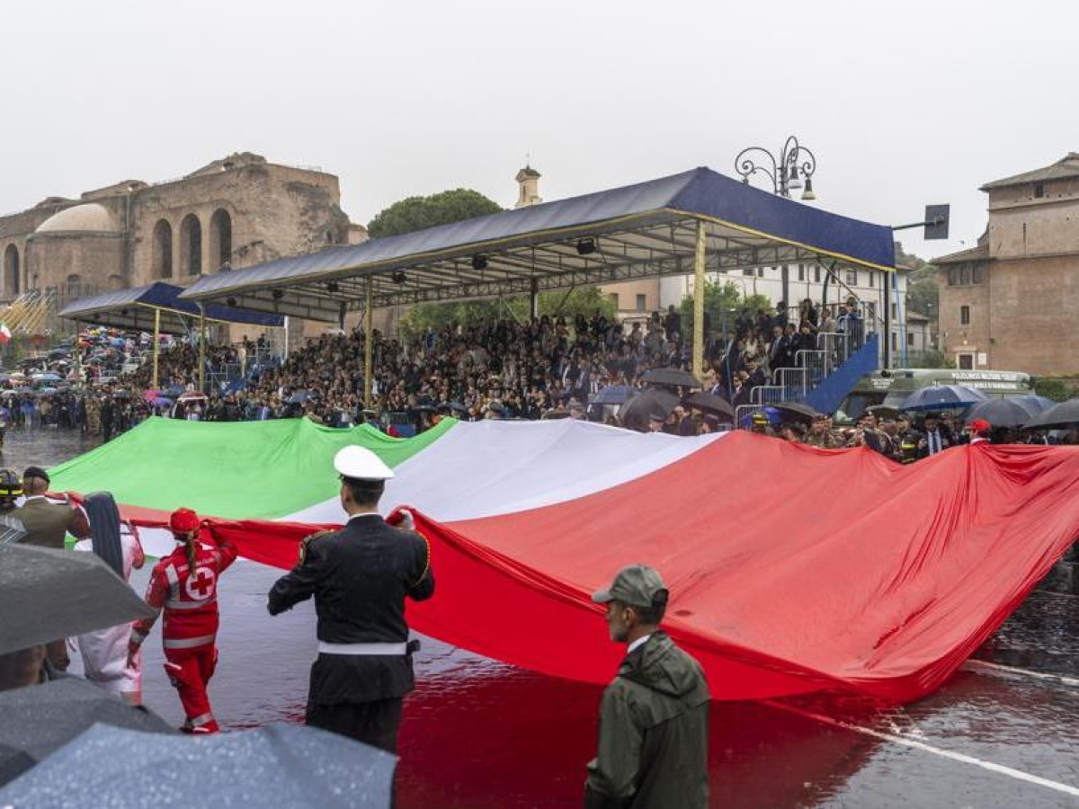 La festa del 2 Giugno, l La festa del 2 Giugno, l