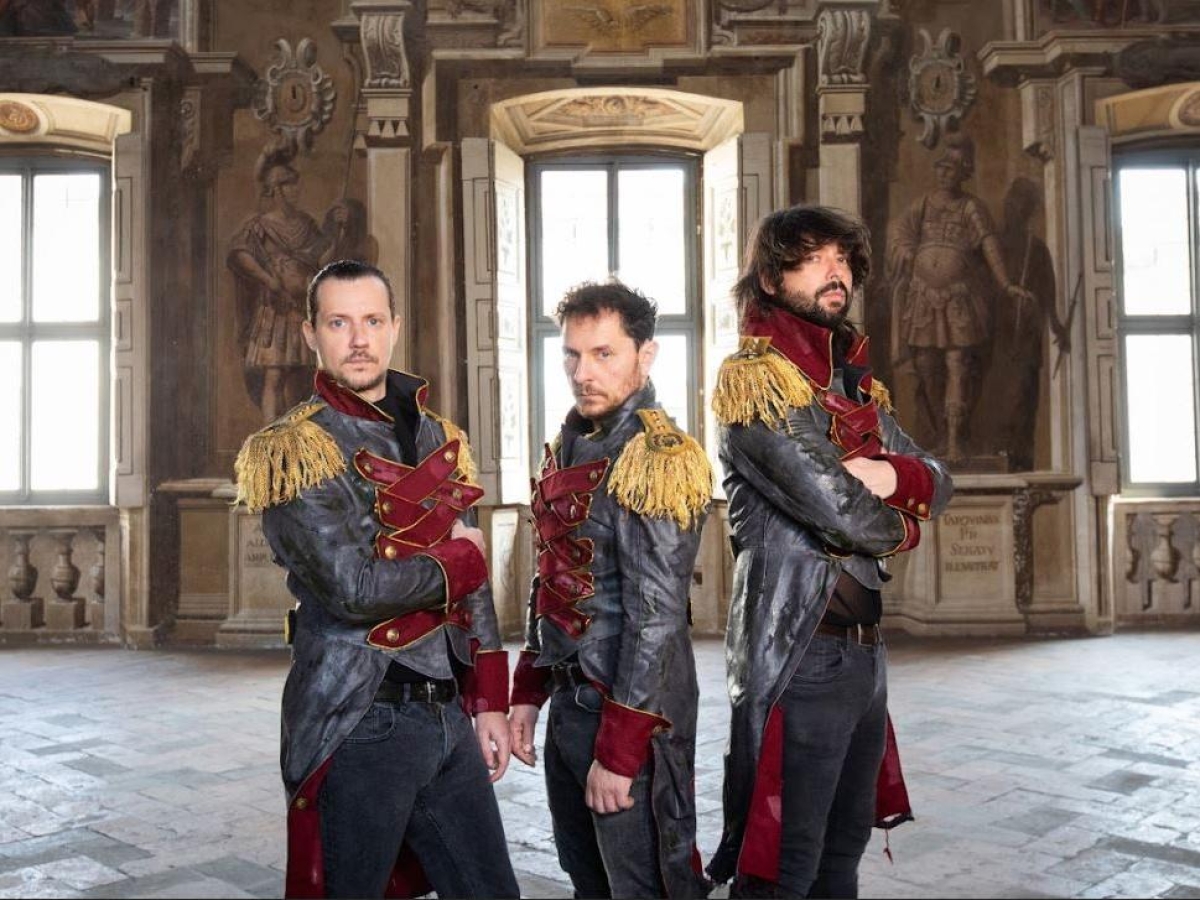 I Ministri: «Il nostro rock, lontano dai tormentoni. Tanti rapper scrivono bene, ma fanno i bulli delle medie»