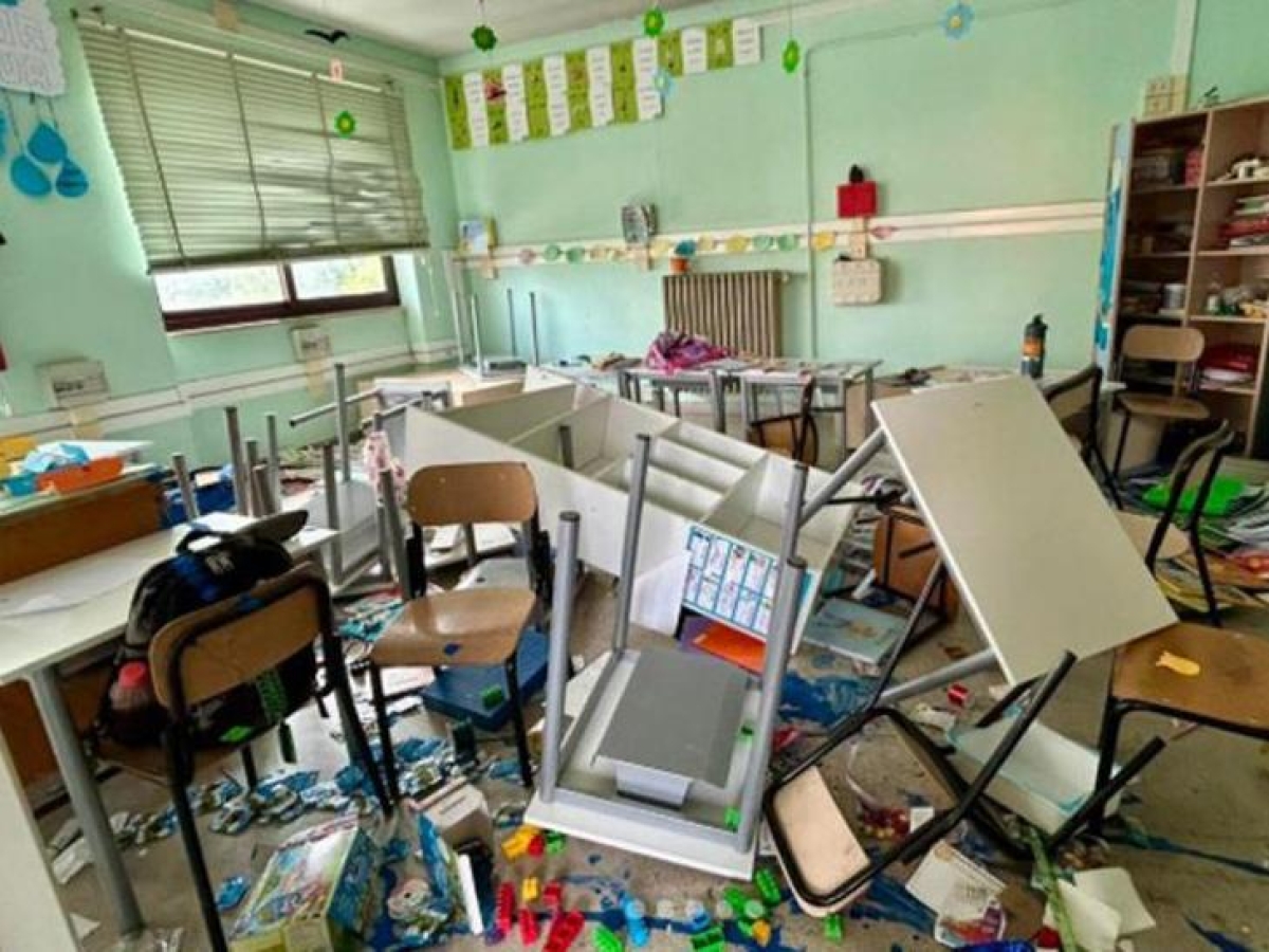 Labaro, devastata la scuola elementare. L'assessore Pratelli: atto ignobile e insensato