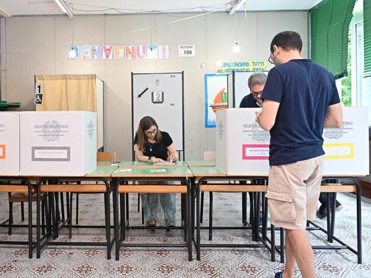 L'affluenza alle ore 23 per i cinque referendum in Veneto