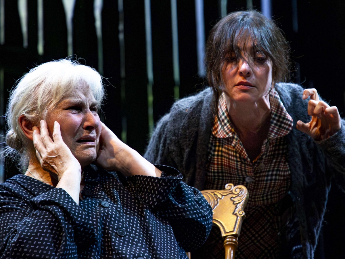 Ambra in scena: «Conflitti familiari, l’amore può diventare tossico»