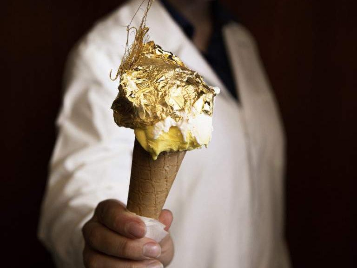 Scettro del re», il cono gelato più costoso d'Italia è venduto in Puglia (e  si mangia in una sala privata) | Corriere.it