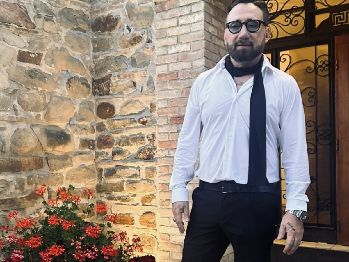 Federico Zampaglione: «Vi spiego il meccanismo dei finti concerti sold out, con i biglietti regalati o venduti a 10 euro, ma a pagare e a rimetterci è l'artista ed è così da 30 anni»