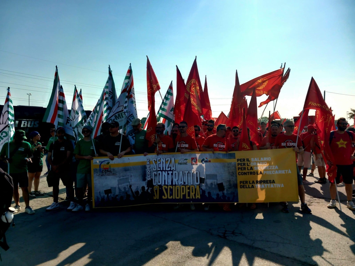 Salvini sul corteo dei metalmeccanici: «Bloccare la tangenziale è reato»