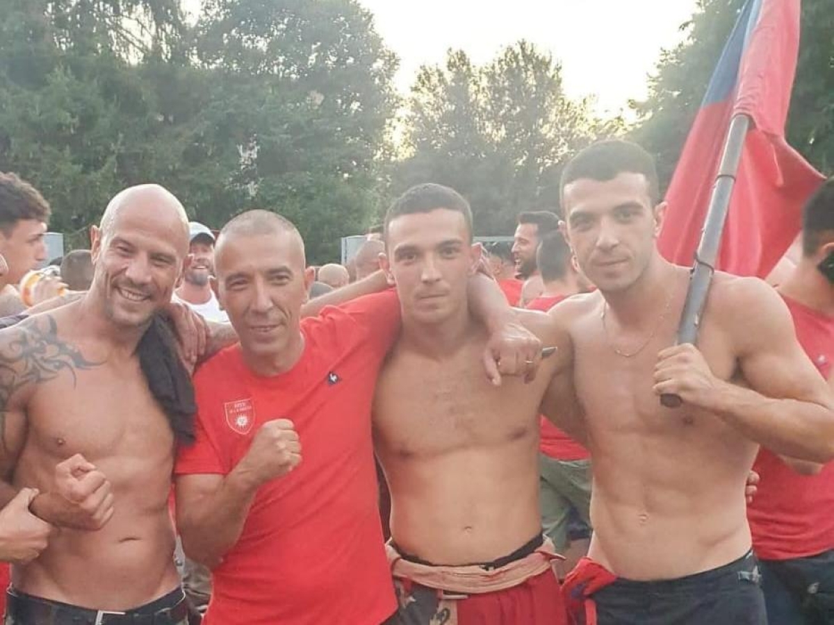 Calcio storico fiorentino, l'epopea dei Lopez: tre generazioni di Rossi imbattibili, simbolo dell’Isolotto